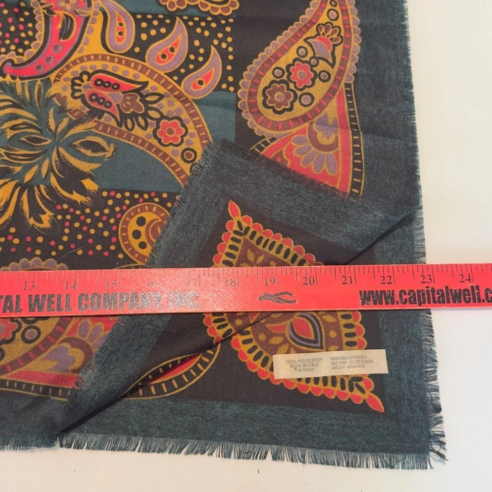 The Unbranded Brand intricate paisley